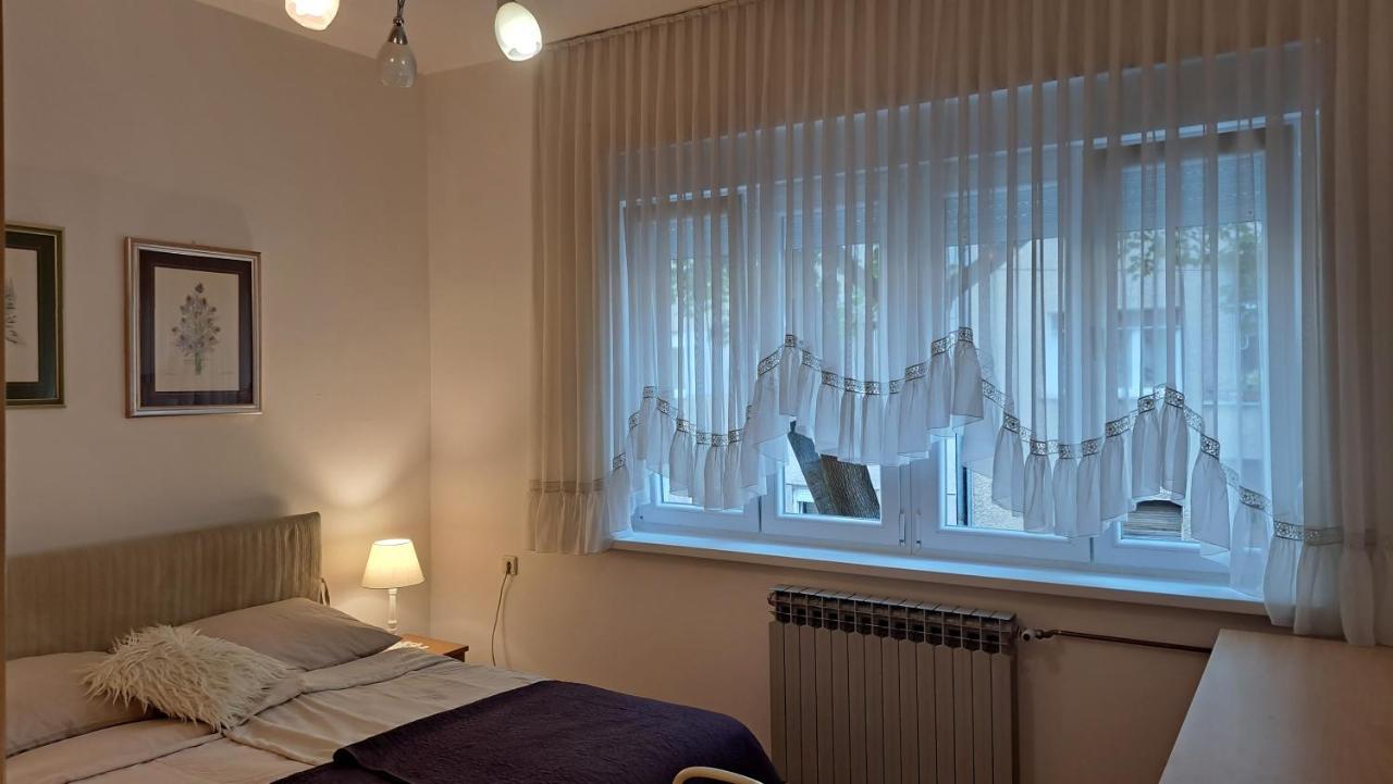 Apartman Jaki Zagabria Esterno foto