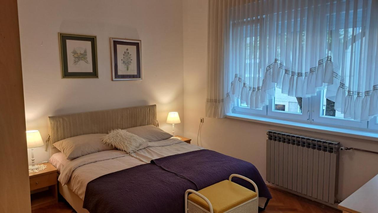 Apartman Jaki Zagabria Esterno foto