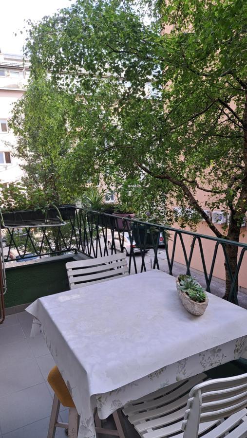 Apartman Jaki Zagabria Esterno foto