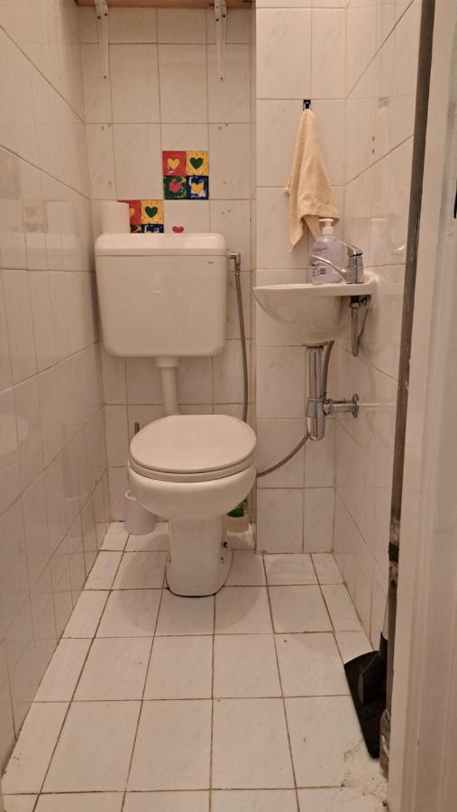 Apartman Jaki Zagabria Esterno foto