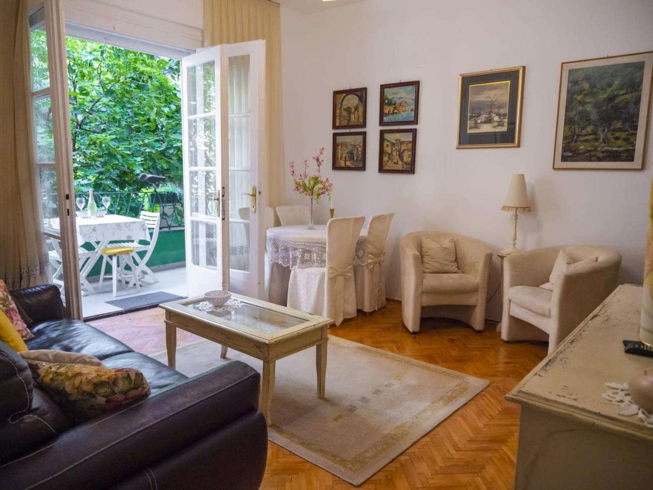 Apartman Jaki Zagabria Esterno foto